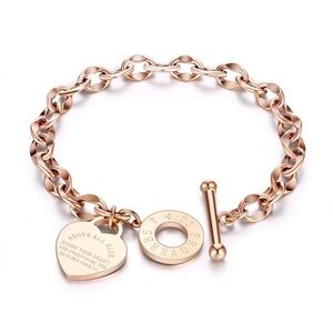 Classic Heart Charm Toggle Bracelet in Rose Gold